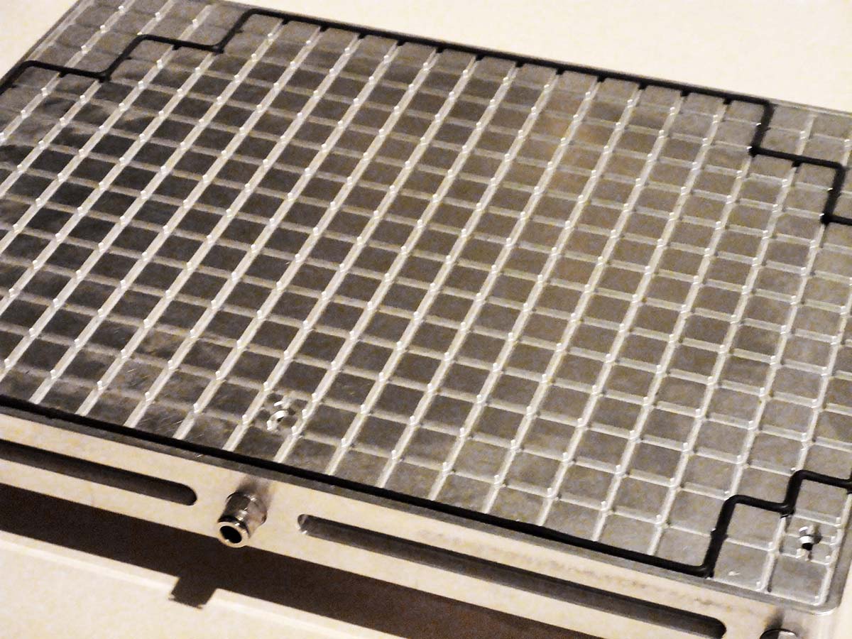 STANDARD VACUUM TABLE